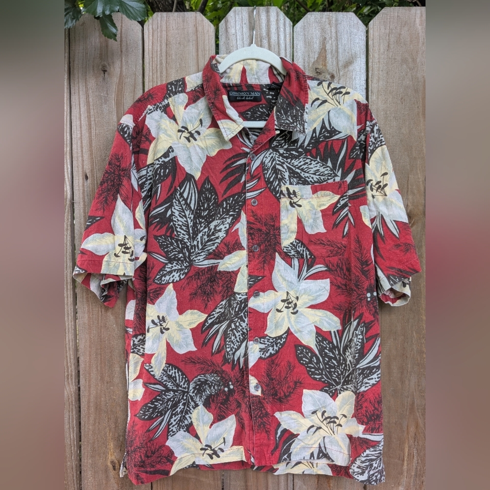 Common Man Black Label Silk Red Tropical Floral Short Sleeve Hawaiian Shirt